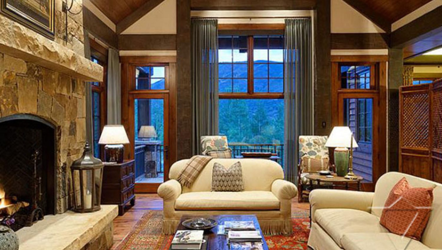 chalet malia in aspen, colorado, usa - white blancmange chalet malia in aspen, colorado, usa - white blancmange