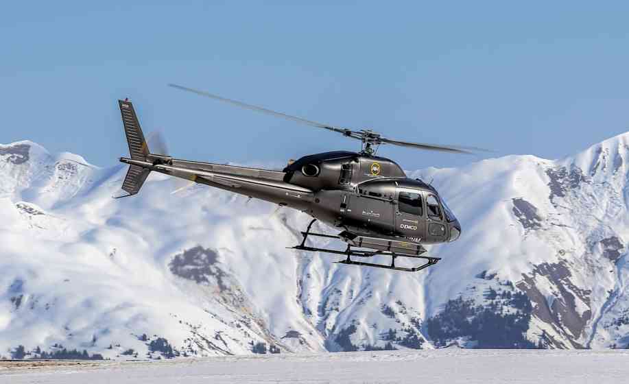 Helicopter transfers to the Alps