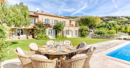 Villa Malone - Beauvallon Luxury Accommodation