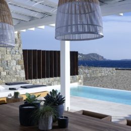 Mykonos Bill Coo 5