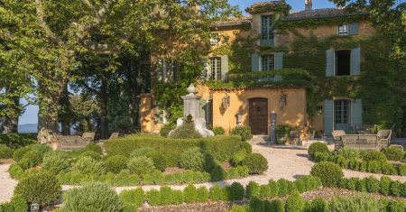 Hotel Domaine de la Baume Luxury Accommodation