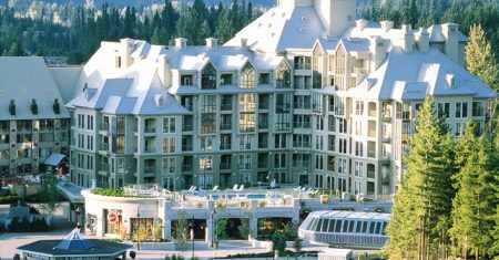 Hotel Pan Pacific Mountainside & Village Luxury Accommodation